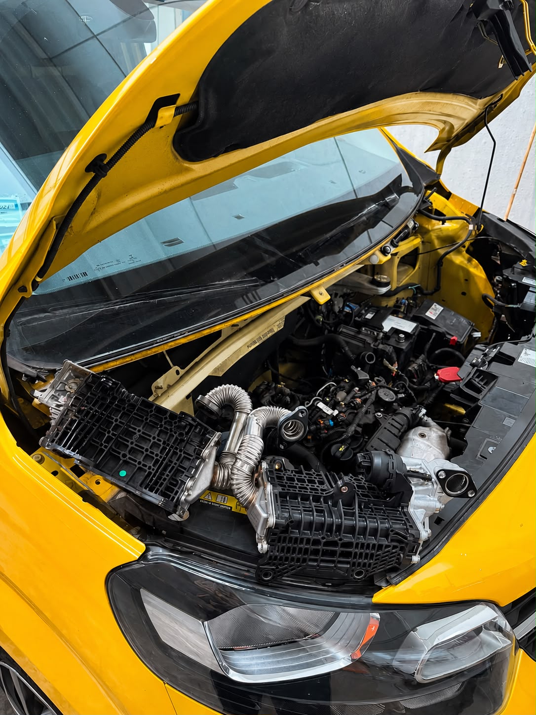 Opel Vivaro EGR-koeler vervangen